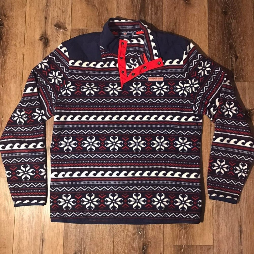 2000s Vineyard Vines patterned Quater button Sweater